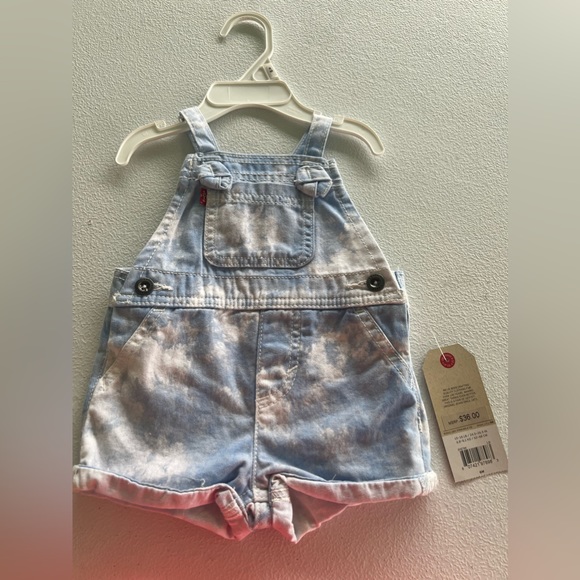 Levi's Other - Levi’s Girls (6 months) Shortall